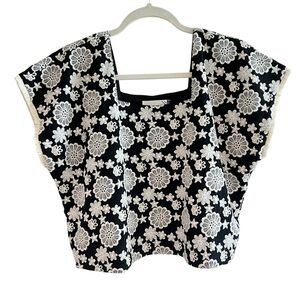 Tuckernuck Hyacinth House Black & Ivory Eyelet Vivienne Blouse Crop Top Size S